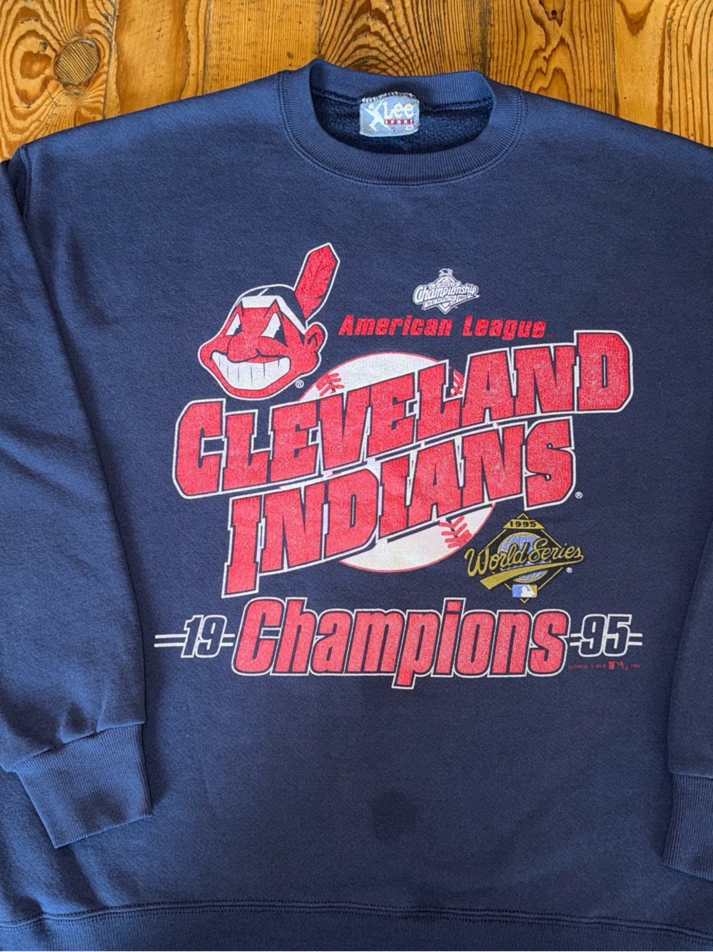 Vintage Navy Cleveland Indians 1995 Champions crew neck Sweatshirt-XL-Lee Sport